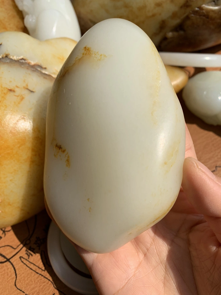 两块收藏级和田玉重器转