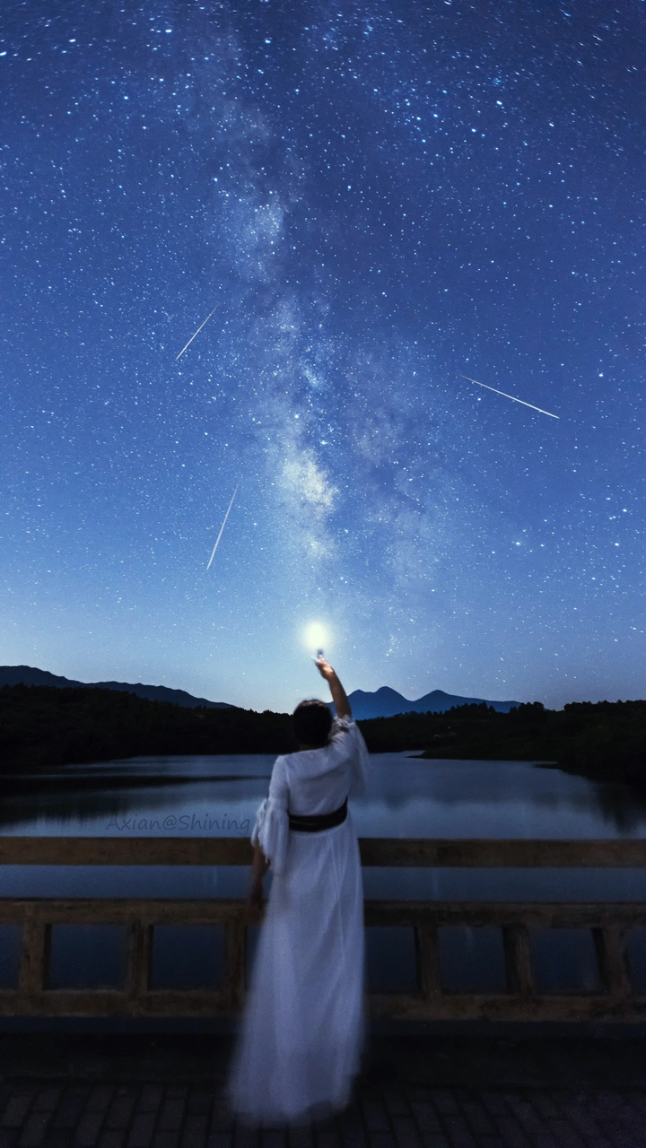 Light the Milky way