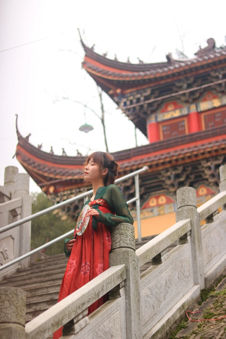 阙