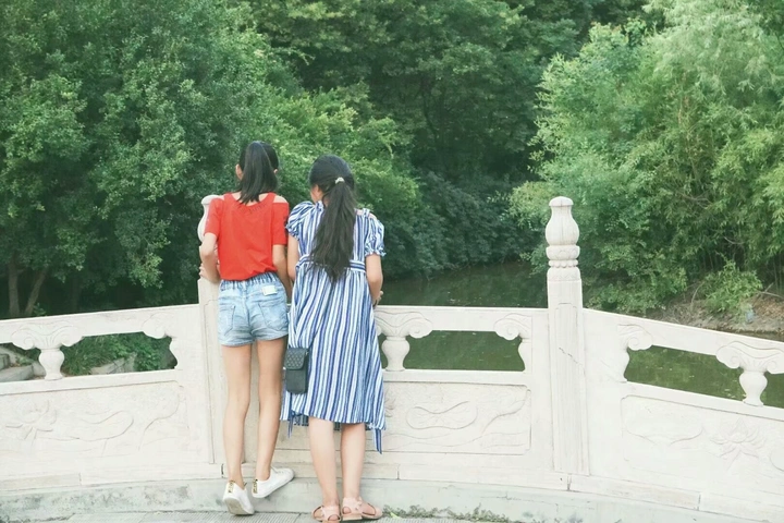 我可以给你拍张照片嘛