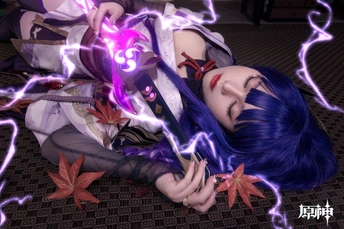 游戏中的动漫和人物壁纸