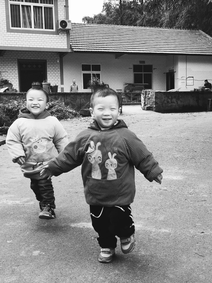 小哥俩