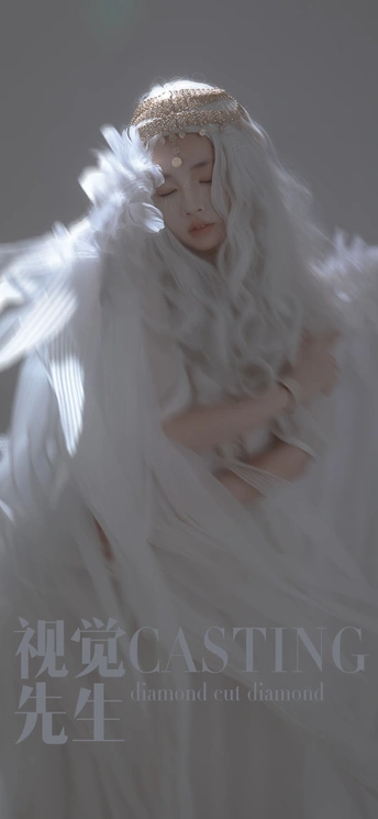 白色翅膀的天使数字艺术