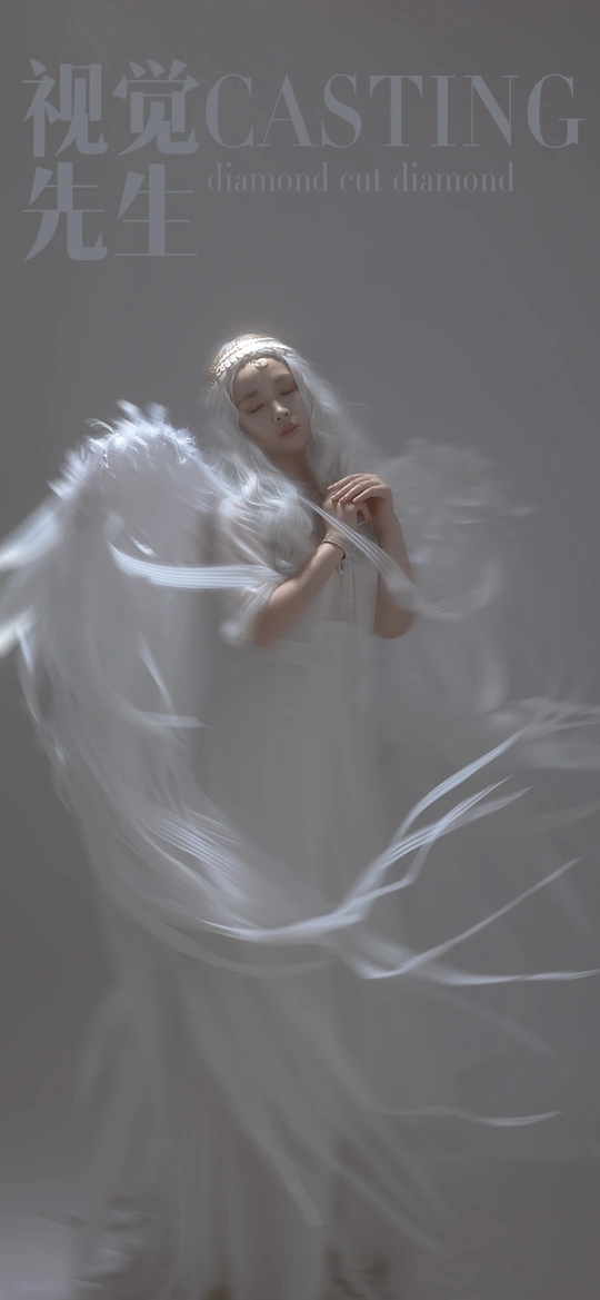 白色背景上的天使数字艺术