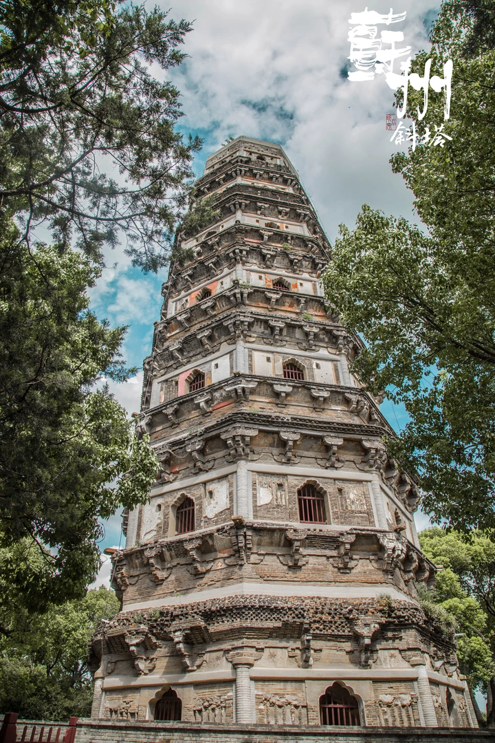 随拍：苏州-斜塔