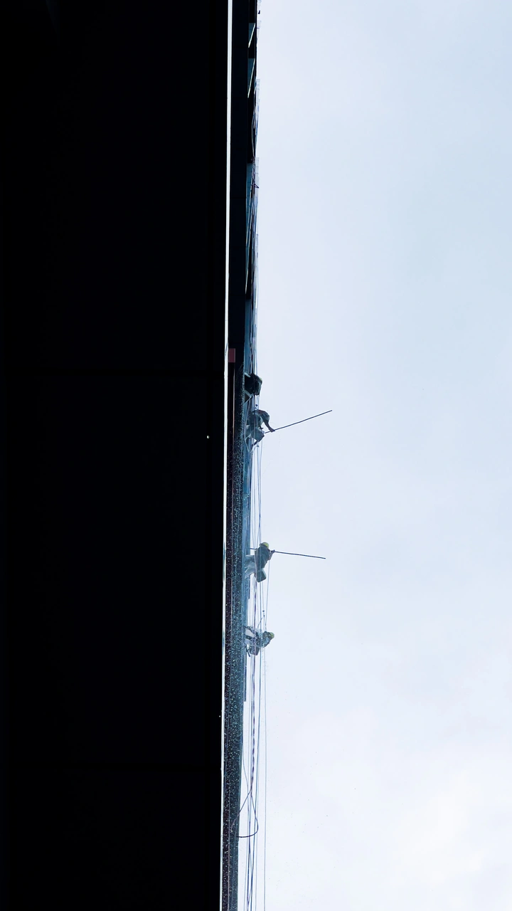 高空舞者