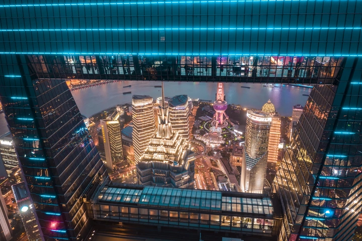 上海中心夜景航拍