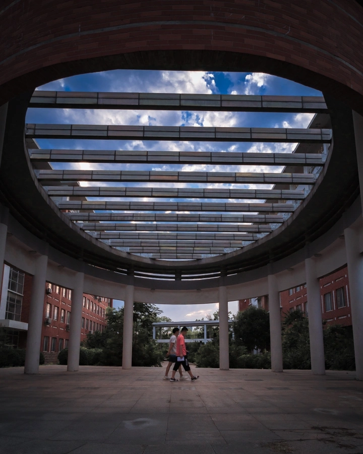 河南大学土木工程学院某不知名建筑