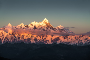 南迦巴瓦的日落