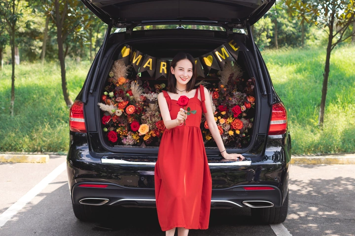 后备箱花礼