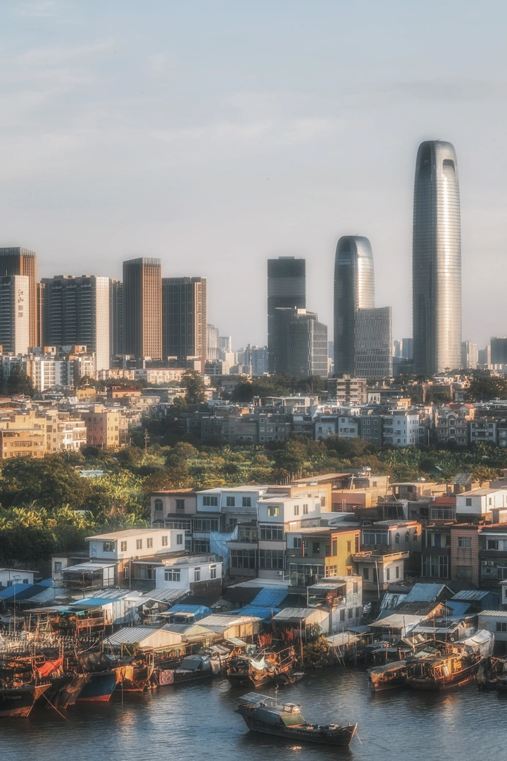 双子塔下的渔村
