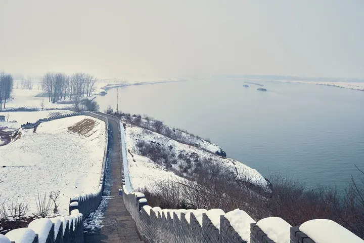 淮河河畔