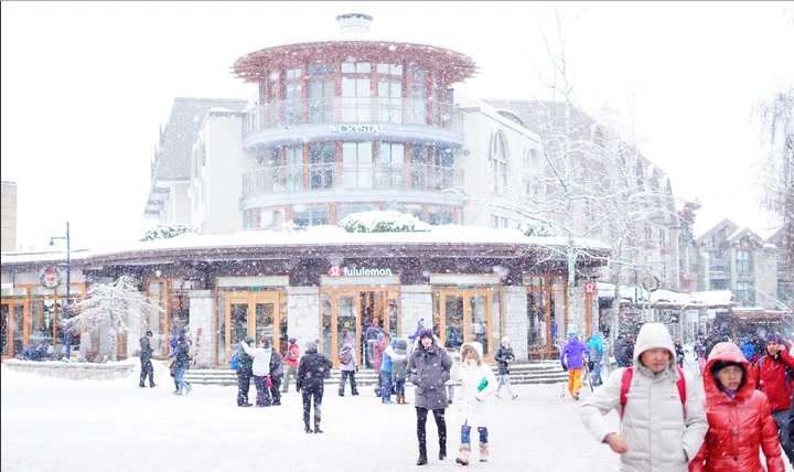雪中度假村