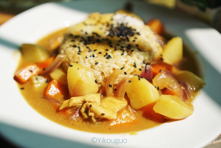 咖喱鸡肉饭和芦笋虾仁🍤