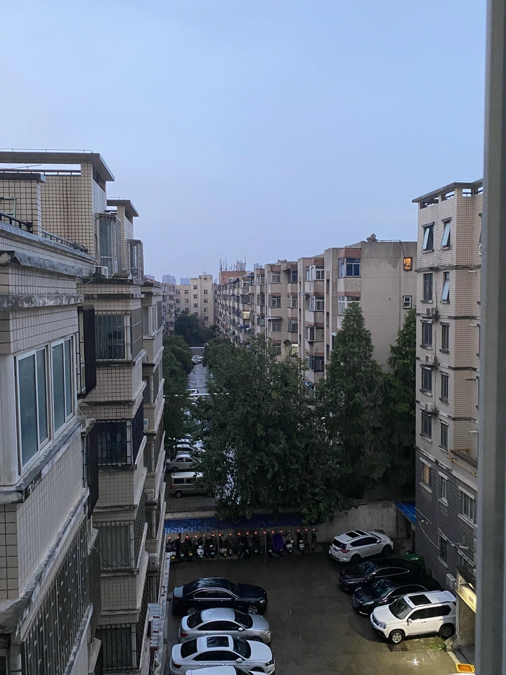 不过又是雨天