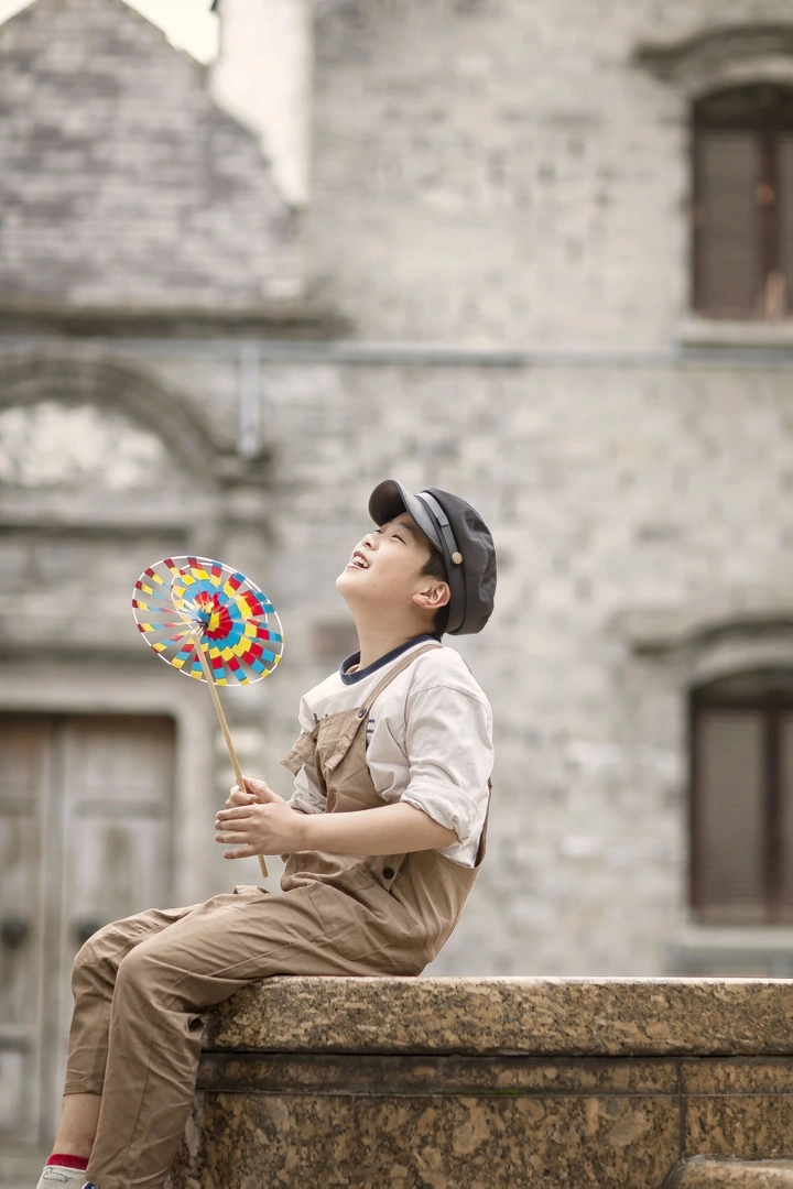 旧时光里的小小少年