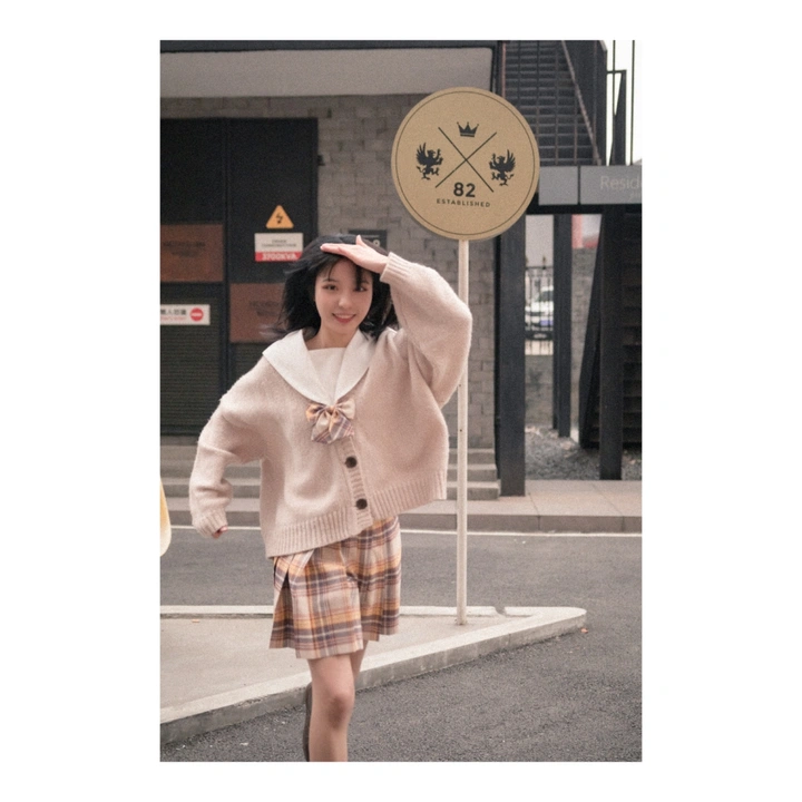 冬日里的搬砖少女