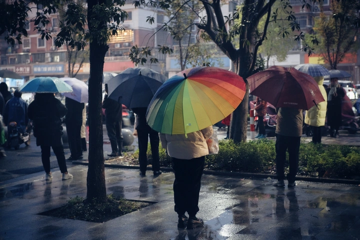 晚托