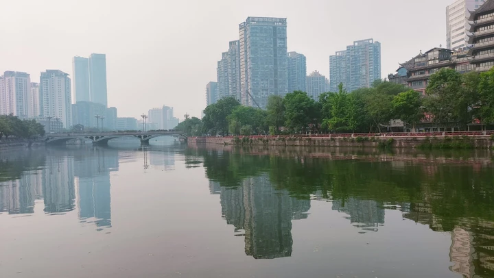 城市的早晨
