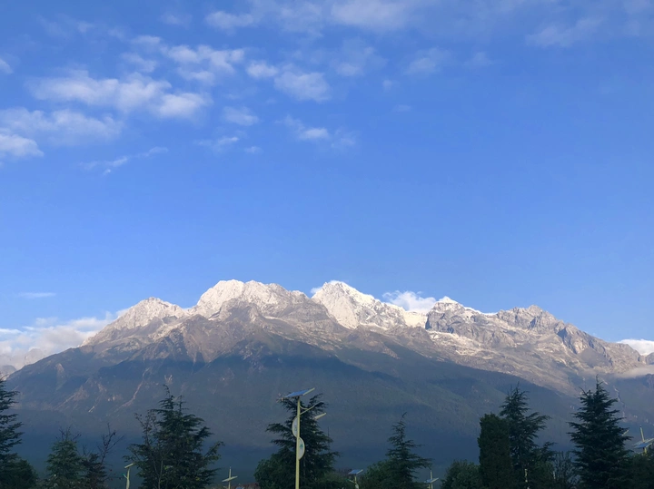 玉龙雪山