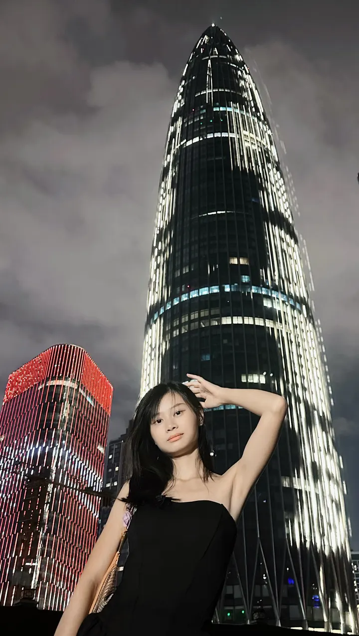 第一次拍夜景人像，竟然...