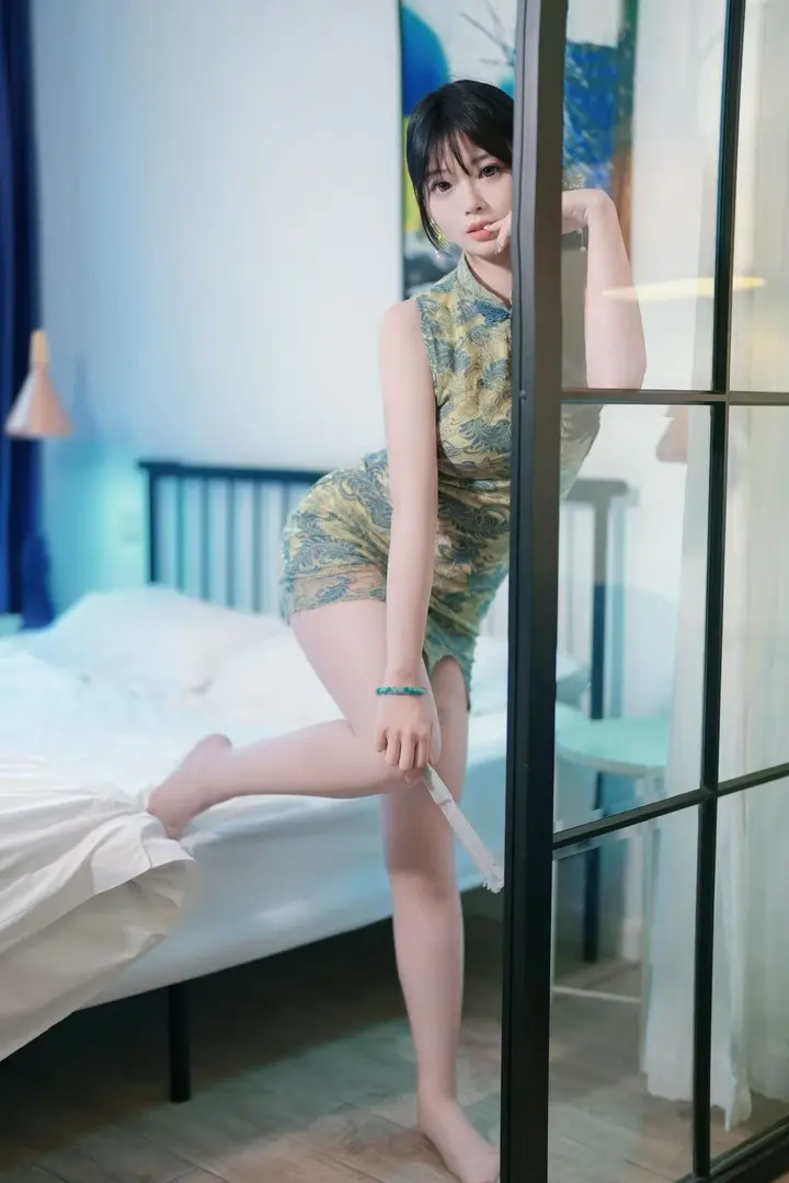 旗袍人像