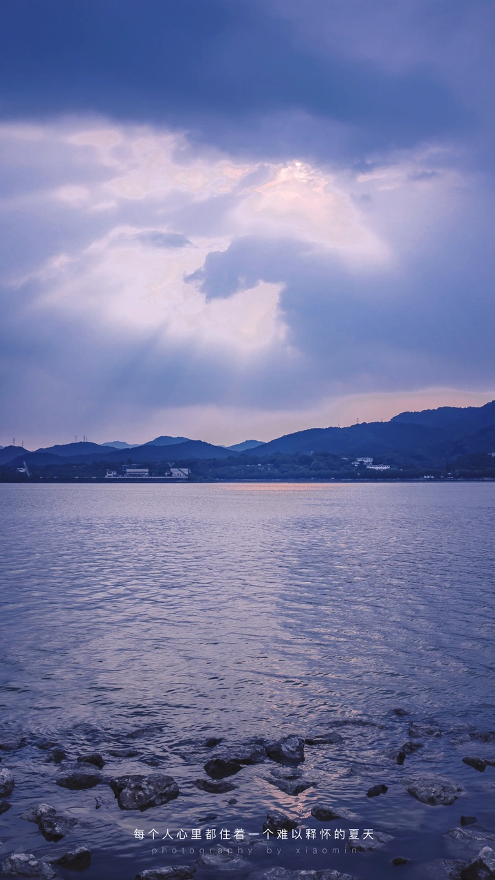 难以释怀的夏天
