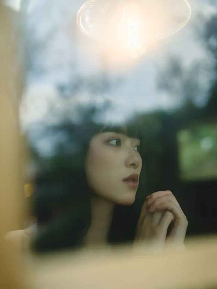 窗边