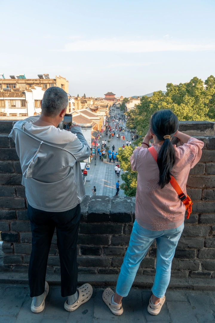 你一边，我一边