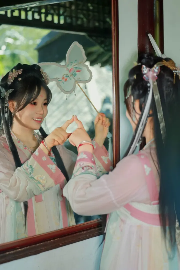 烟花三月下扬州之邻家女孩