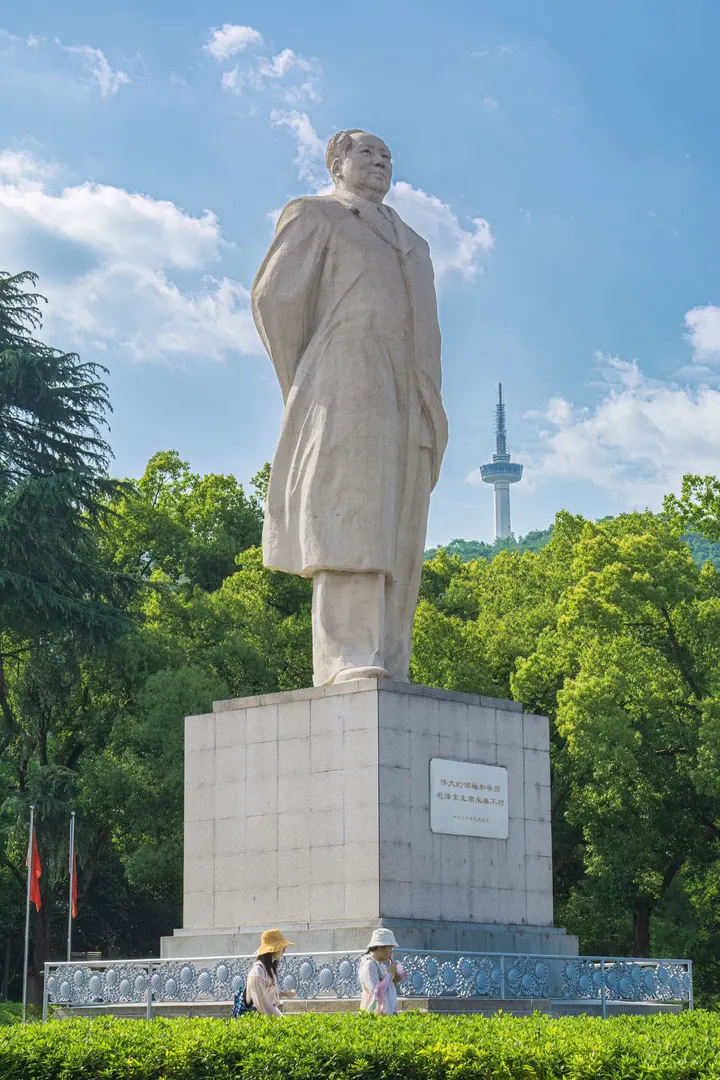 伟人