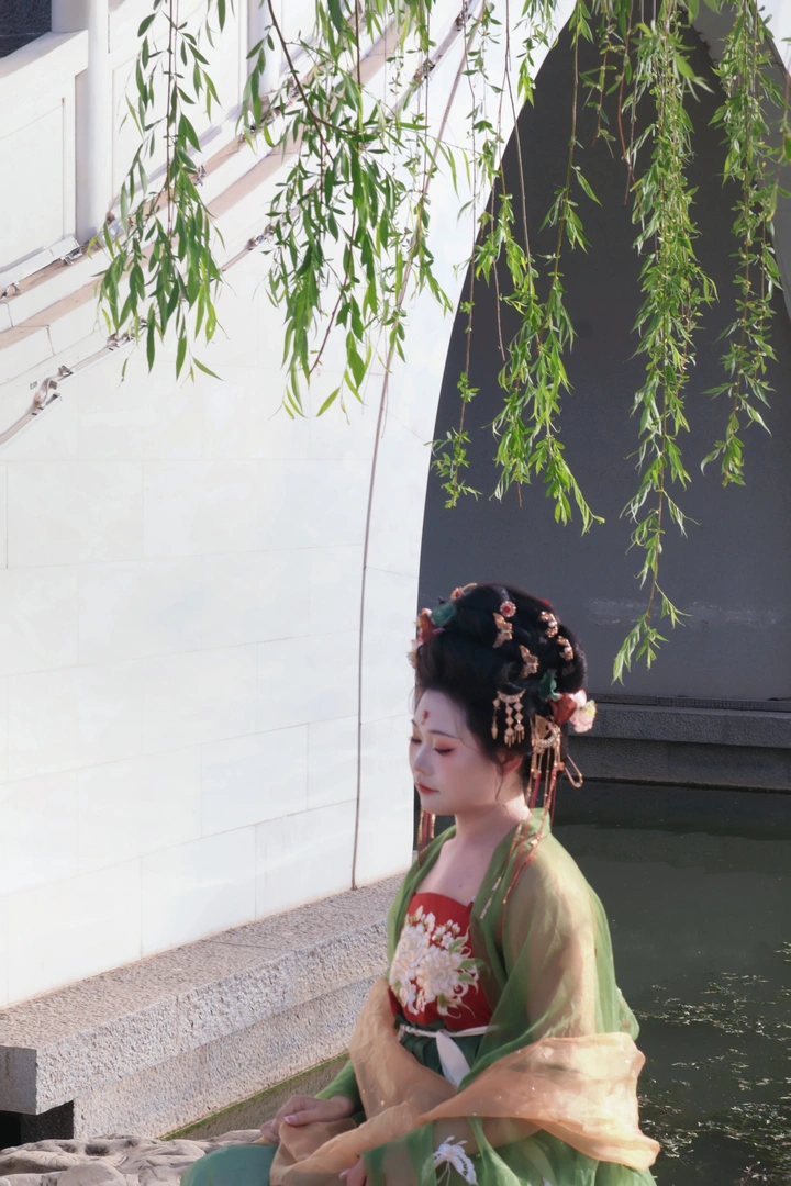 春日汉服