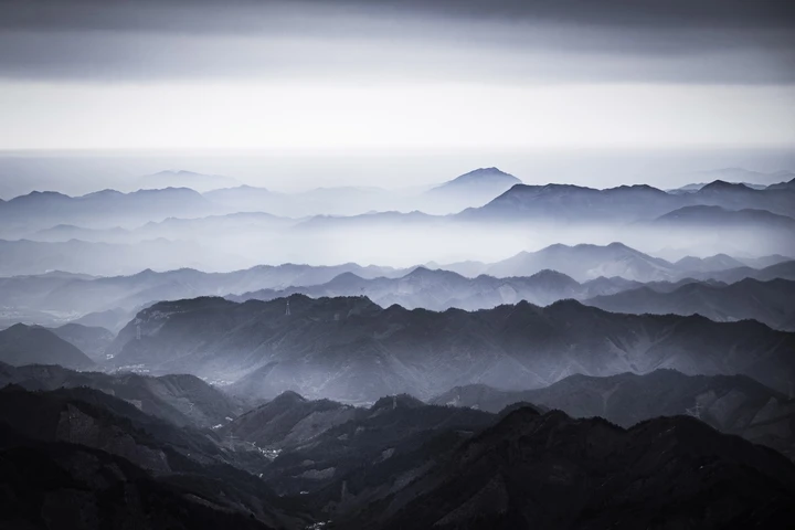 墨韵千山