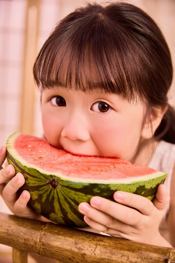夏日“西瓜妹”