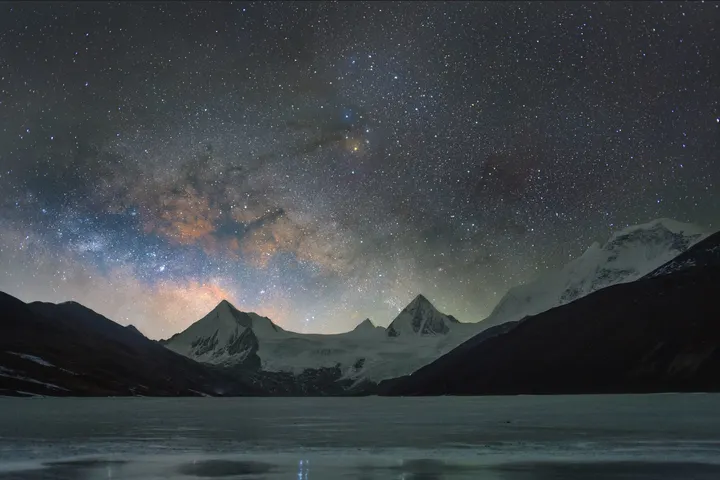冬季萨普雪山