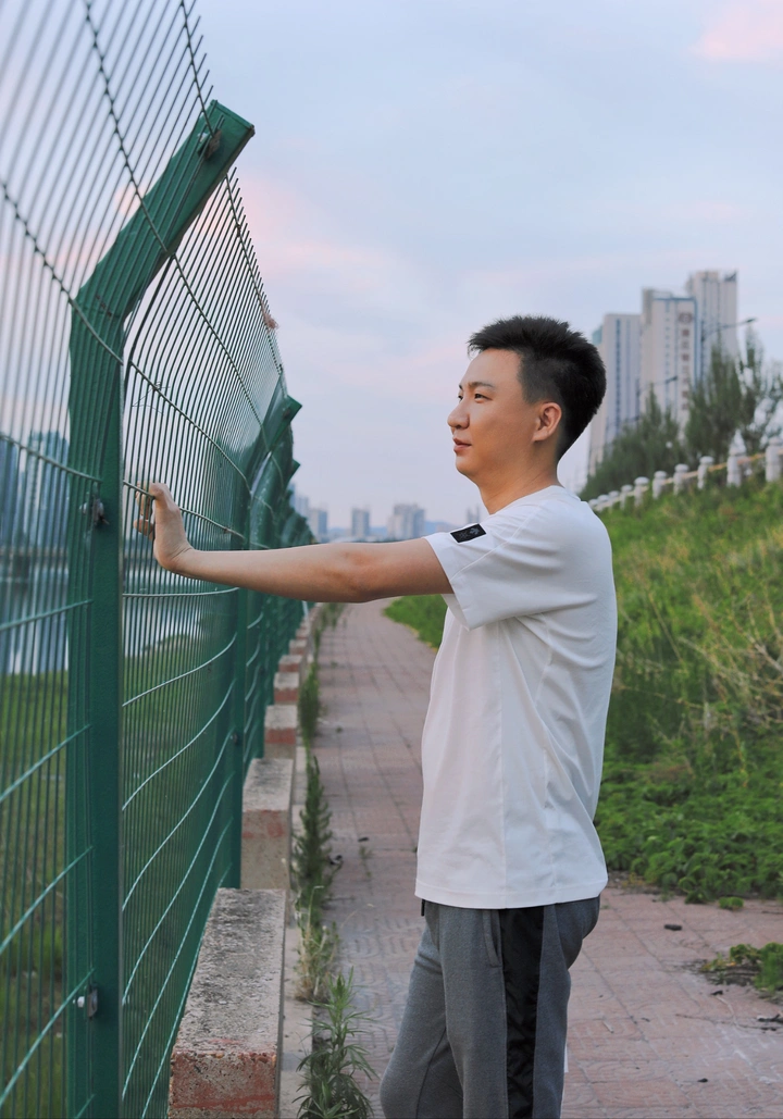 疫情期间找个模特不容易