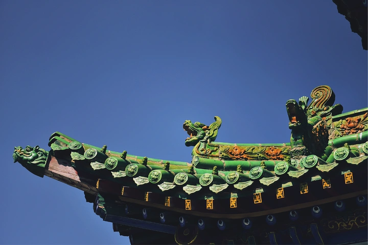 古建筑房檐一角