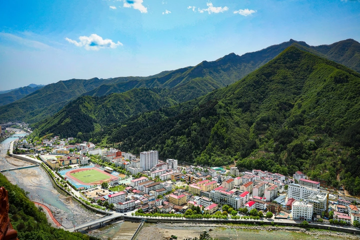 秦岭深处的小县城
