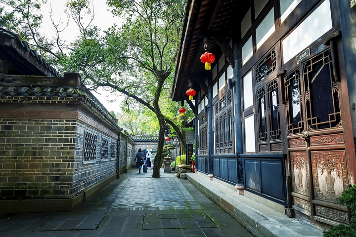 《归家》