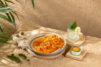 云南昆明海晏村晏窝