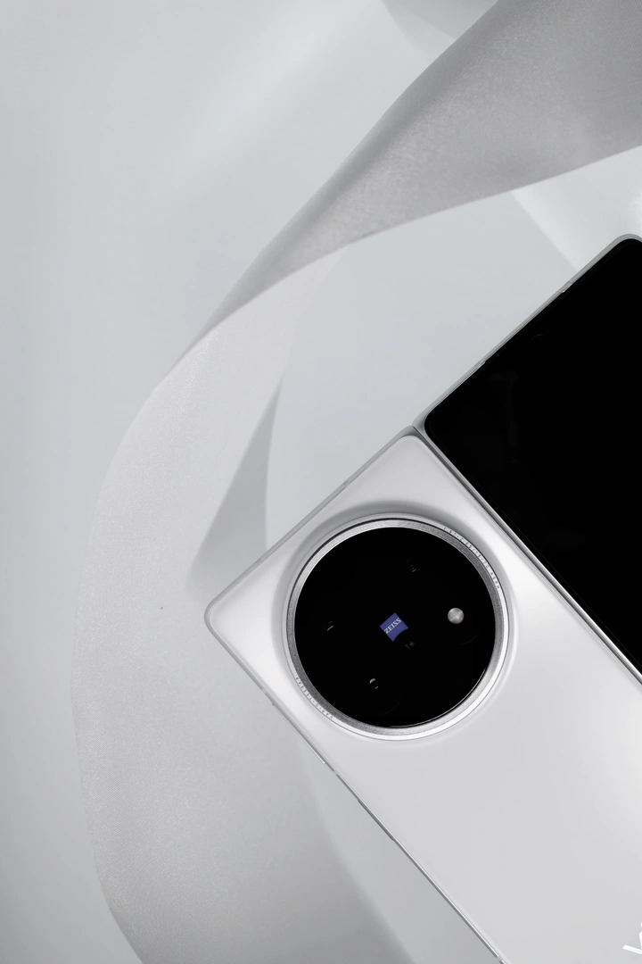 vivo XFold5