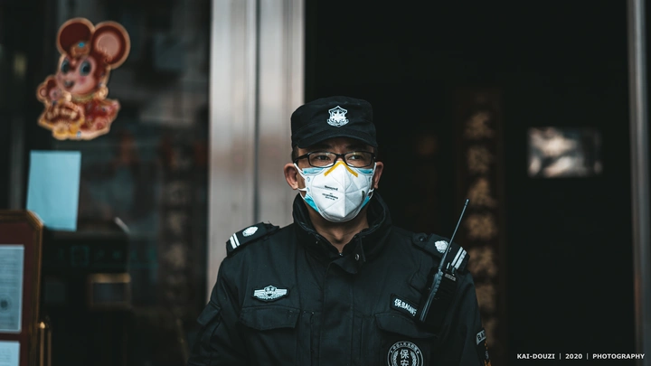 向防疫一线工作者致敬 07