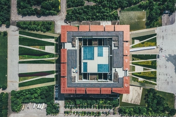 房子的航拍照片