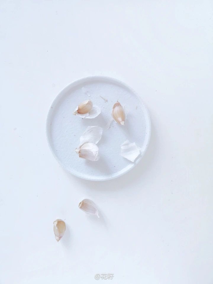 几颗蒜的故事