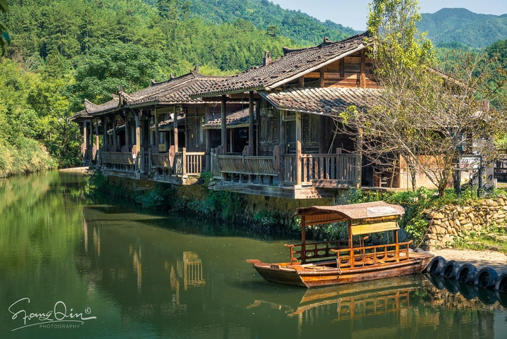 张地村滨水木屋和码头