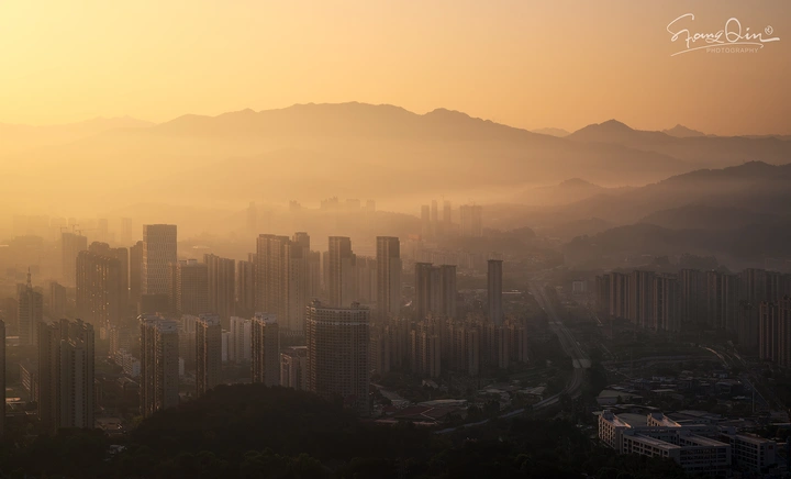 苏醒中的小城