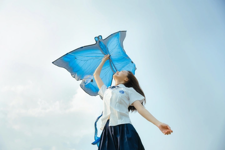 《五月的天》