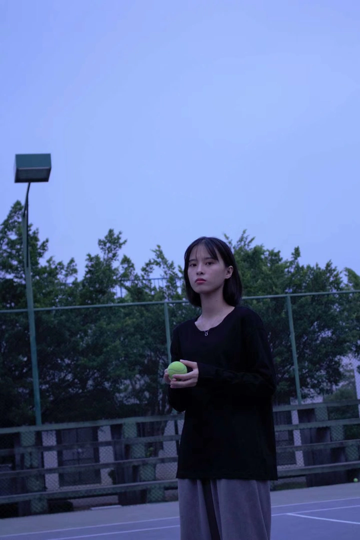 《约 等于 冷》