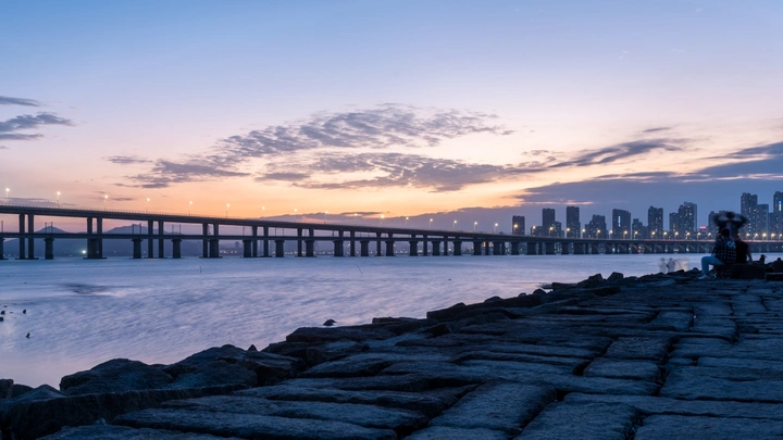 十里长堤，浪漫之堤