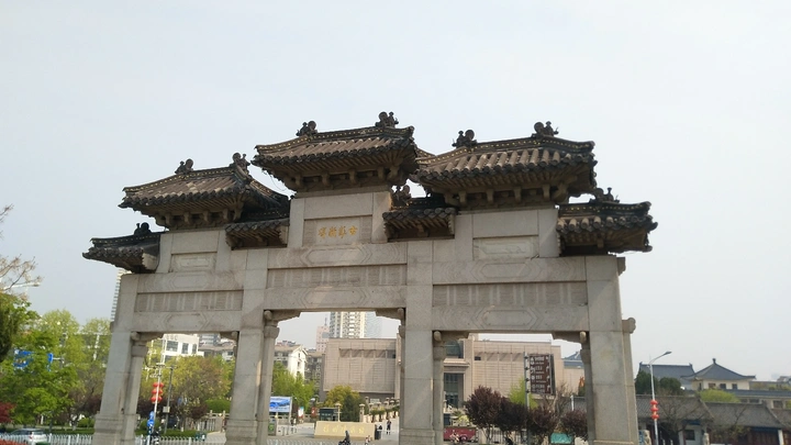 陪母亲登云龙山